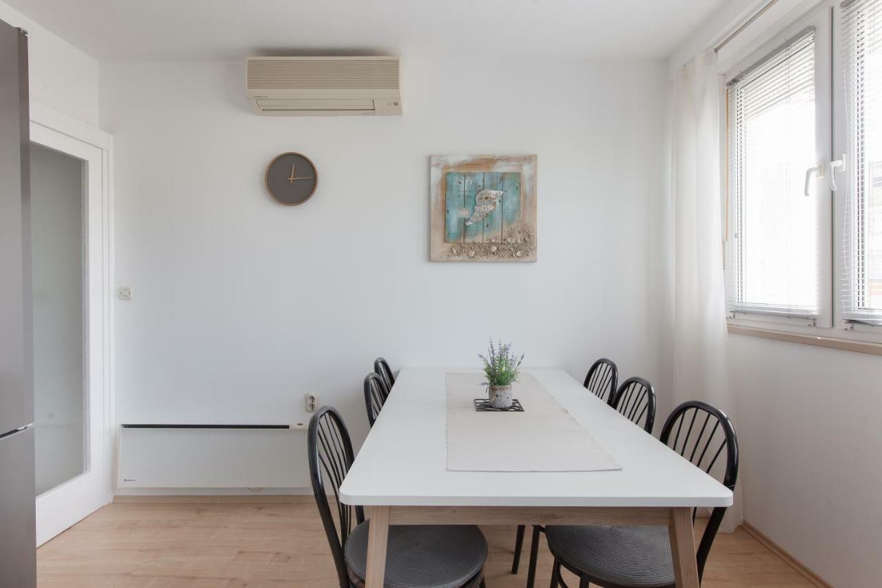 Apartment Gabriella Makarska Eksteriør billede